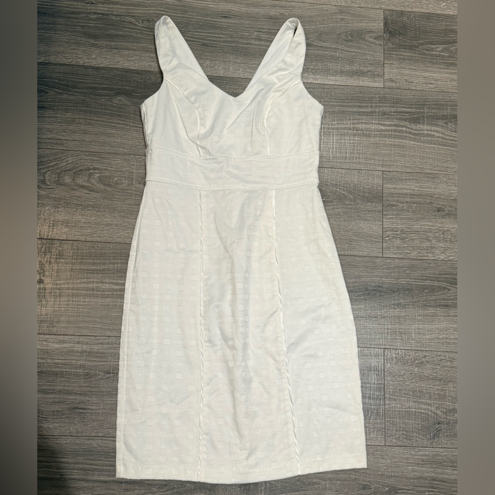 Women’s White Dress